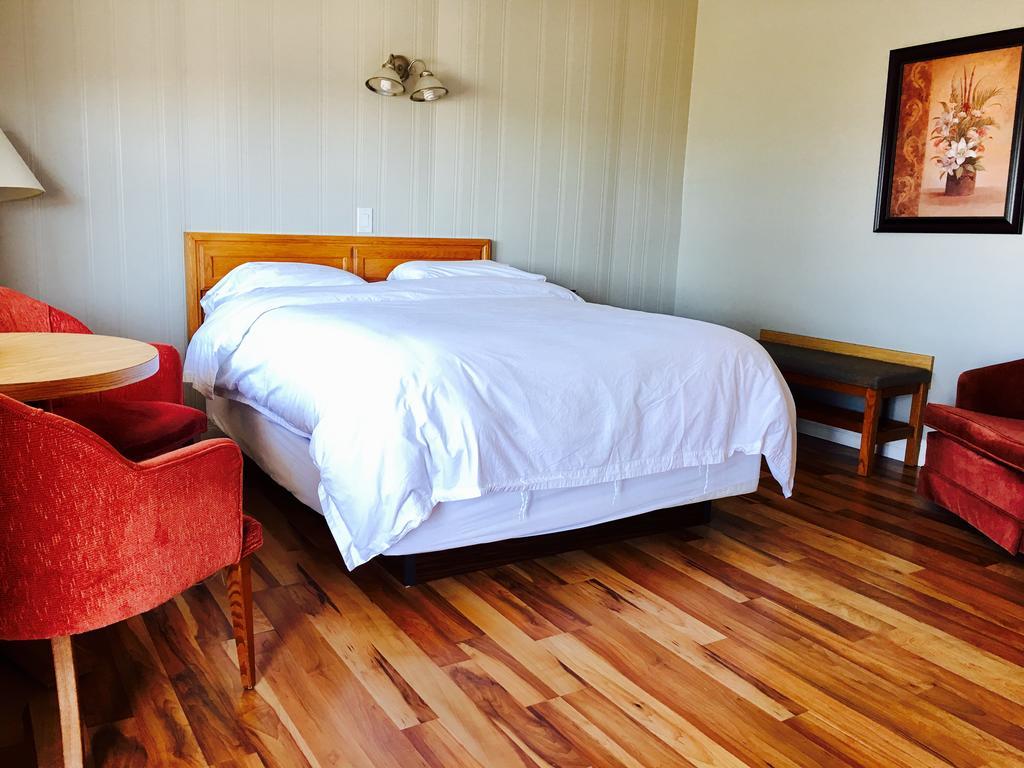 Chéticamp Laurie'S Inn מראה חיצוני תמונה